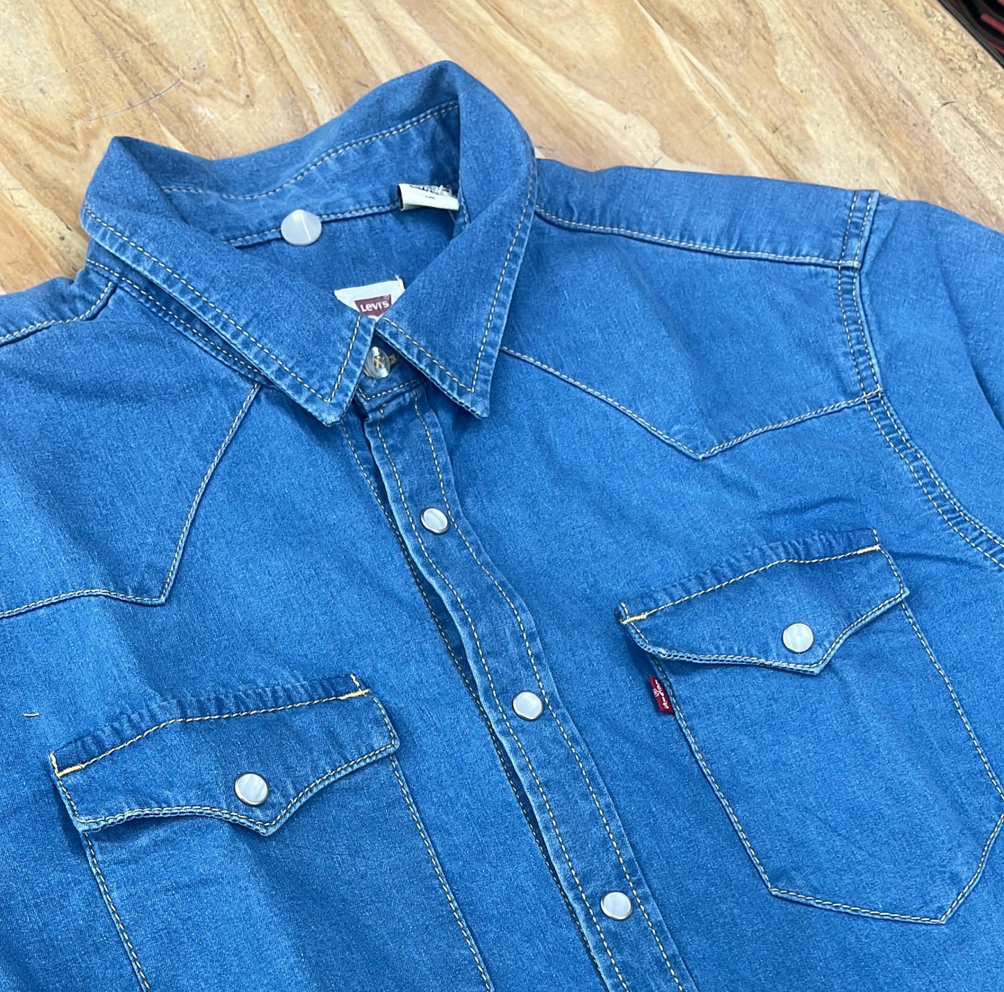 Levi’s shirt