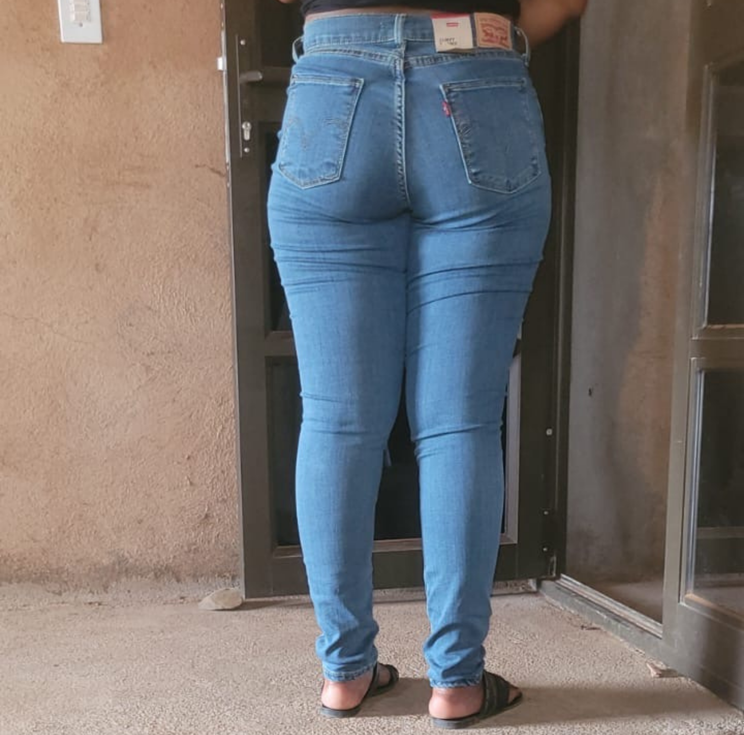 Curvy super skinny